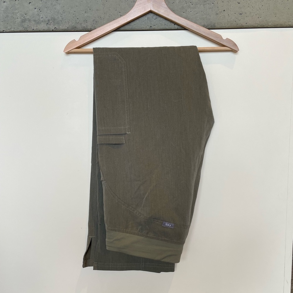FIGS Heather Olive Kade Scrub Pants Medium Tall